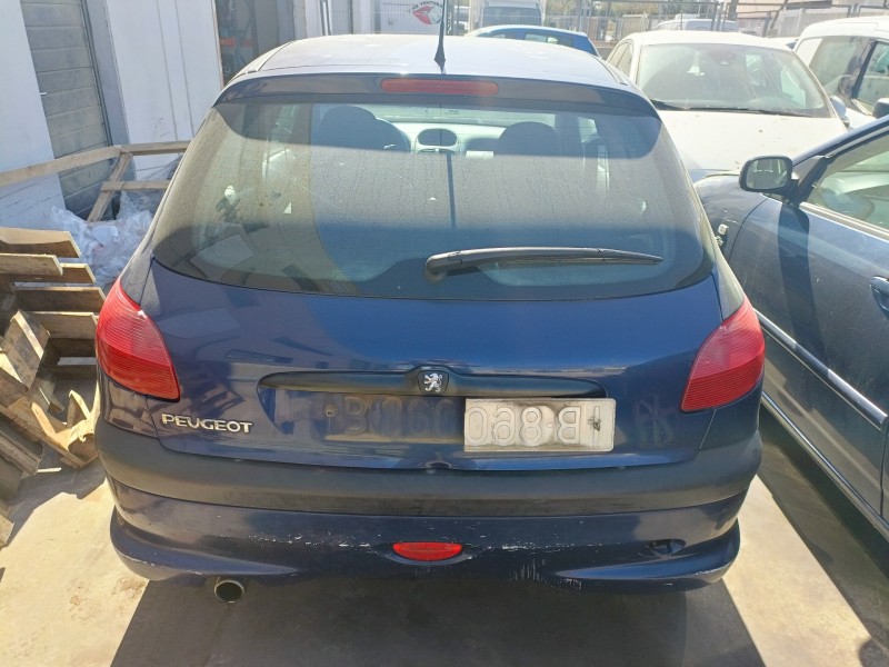 peugeot 206 del año 2000