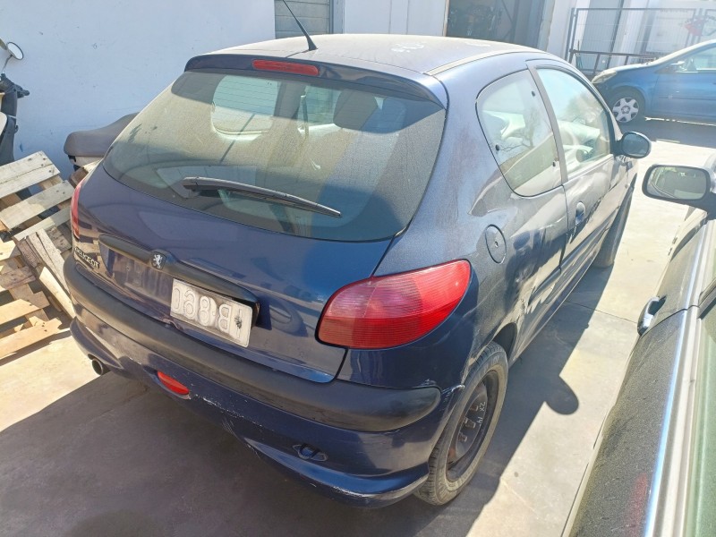peugeot 206 del año 2000