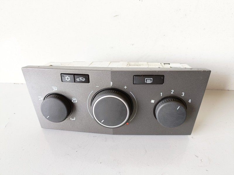 Recambio de mando climatizador para opel astra h berlina z14xep referencia OEM IAM 13201300  