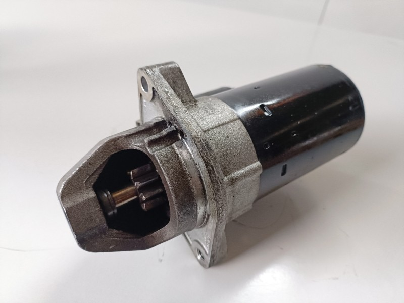 Recambio de motor arranque para opel corsa c z13dt referencia OEM IAM 0001107429  