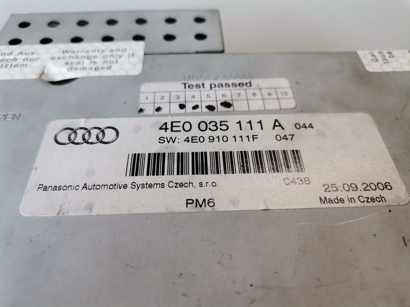 Recambio de sistema audio / radio cd para audi a8 (4e) bvn referencia OEM IAM 4E0035111A  