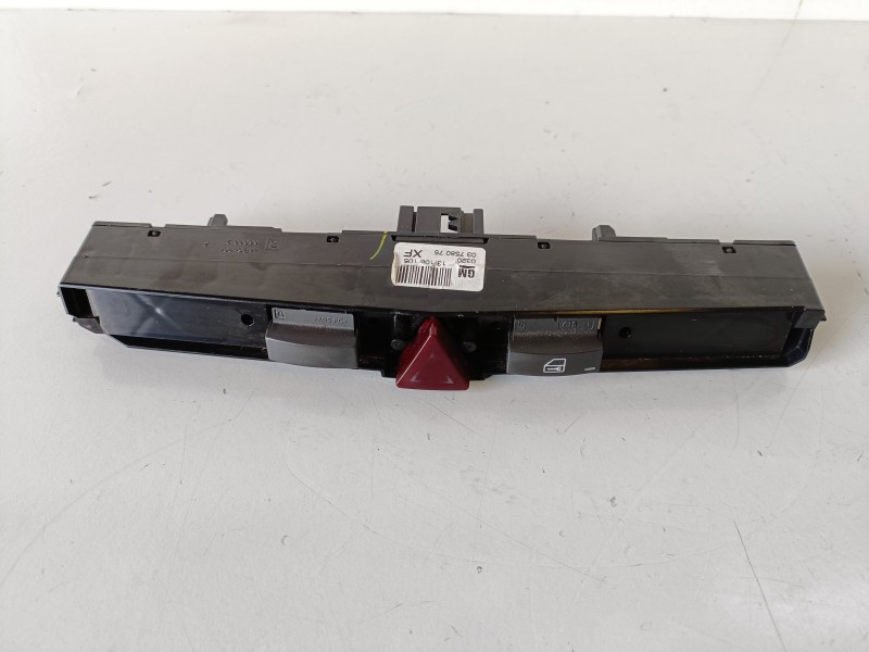 Recambio de warning para opel astra h berlina z14xep referencia OEM IAM 13100105  