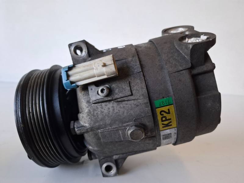 Recambio de compresor aire acondicionado para opel vectra c berlina z19dth referencia OEM IAM 13197197  
