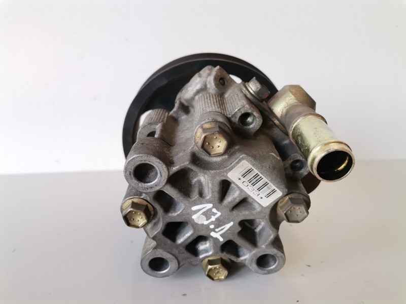 Recambio de bomba direccion para toyota rav4 (a2) 1cdftv referencia OEM IAM   