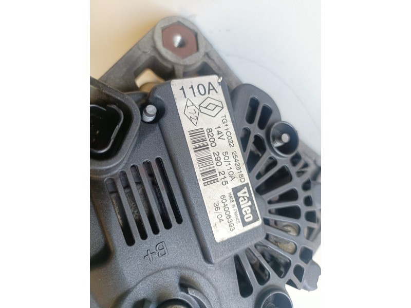 Recambio de alternador para renault megane ii berlina 5p f9q800 referencia OEM IAM 8200290215  