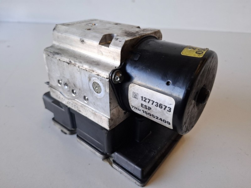 Recambio de abs para opel vectra c berlina z19dth referencia OEM IAM 15114109F  