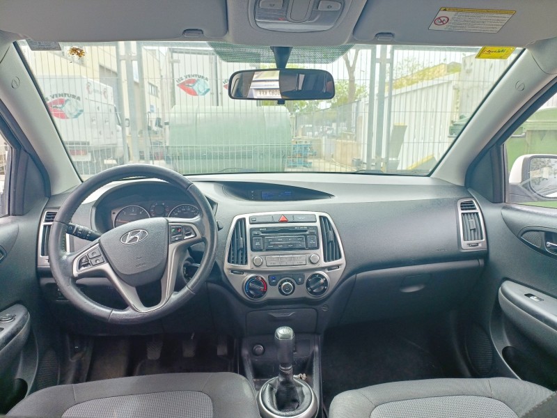 hyundai i20 (pb) del año 2012