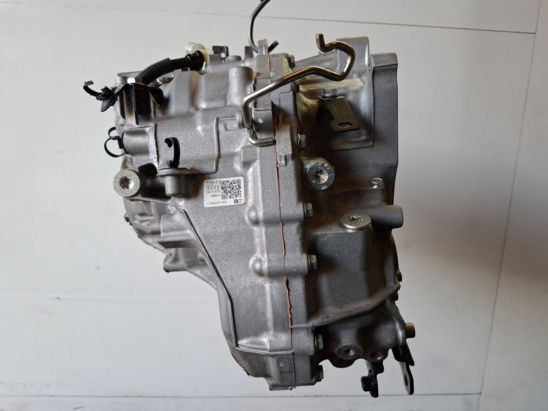 Recambio de caja cambios para peugeot 2008 hn01 referencia OEM IAM 20GE13  