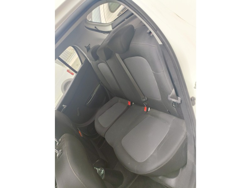 hyundai i20 (pb) del año 2012