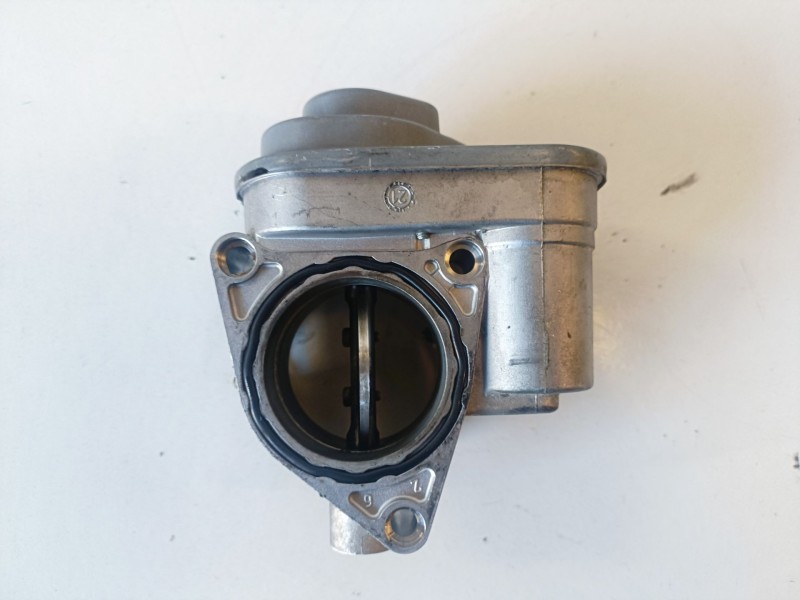 Recambio de caja mariposa para volkswagen passat variant (3c5) bkp referencia OEM IAM 038128063M  