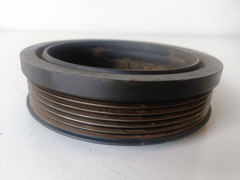Recambio de polea cigueñal para volkswagen passat variant (3c5) bkp referencia OEM IAM 03G105243  