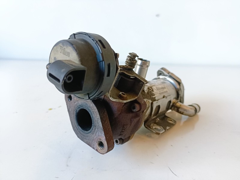 Recambio de enfriador egr para nissan primastar (x83) m9r780 referencia OEM IAM 8200611709  