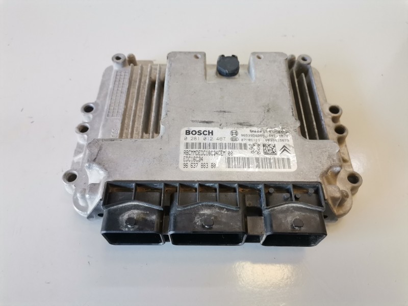 Recambio de centralita motor uce para peugeot 207 9hx referencia OEM IAM 0281012467  