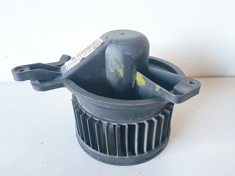 Recambio de ventilador calefaccion para peugeot partner (s2) wjy referencia OEM IAM U30666P  