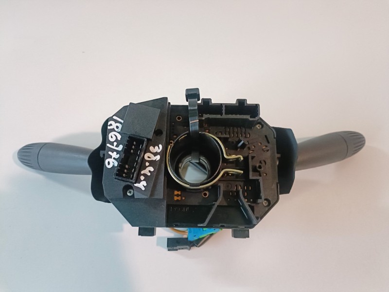 Recambio de mando luces para fiat ii punto (188) berlina 843a1000 referencia OEM IAM 735337942  