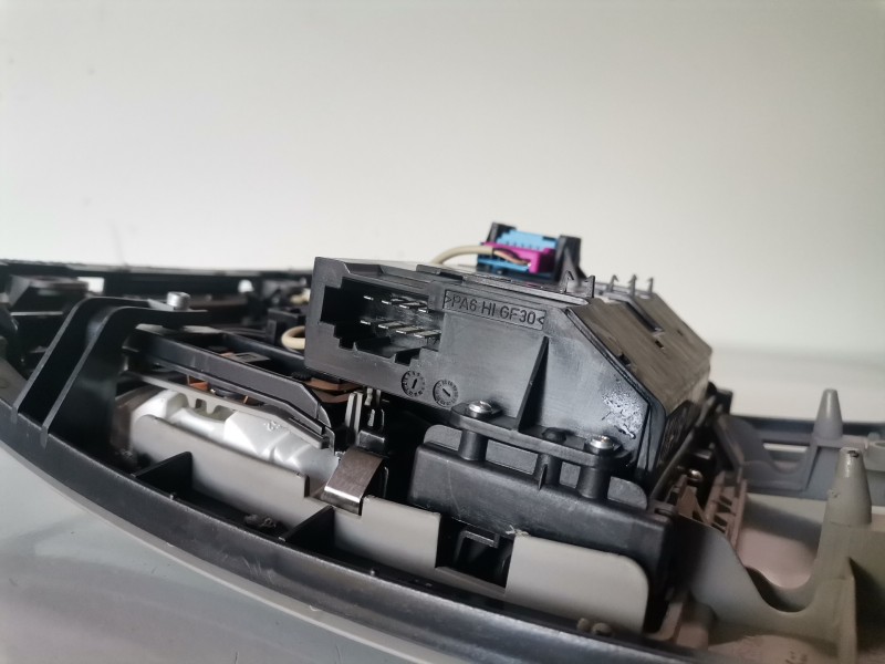 Recambio de luz interior para audi a8 (4e) bvn referencia OEM IAM 4E0947097AK  