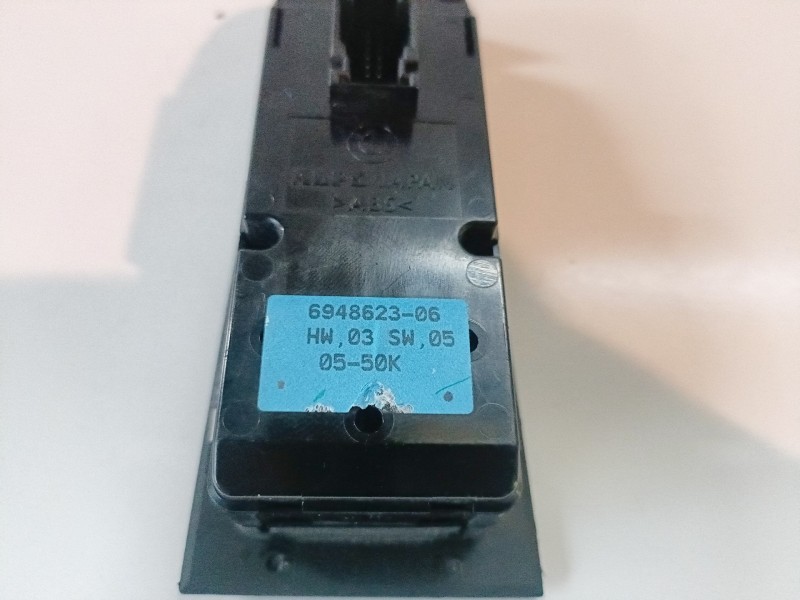 Recambio de mando elevalunas delantero izquierdo para bmw serie 3 berlina (e90) 204d4 referencia OEM IAM 694862306  