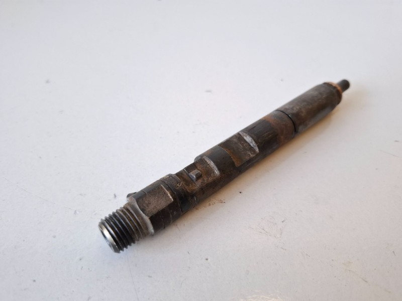 Recambio de inyector para renault kangoo i (f/kc0) k9k718 referencia OEM IAM EJBR03101D  