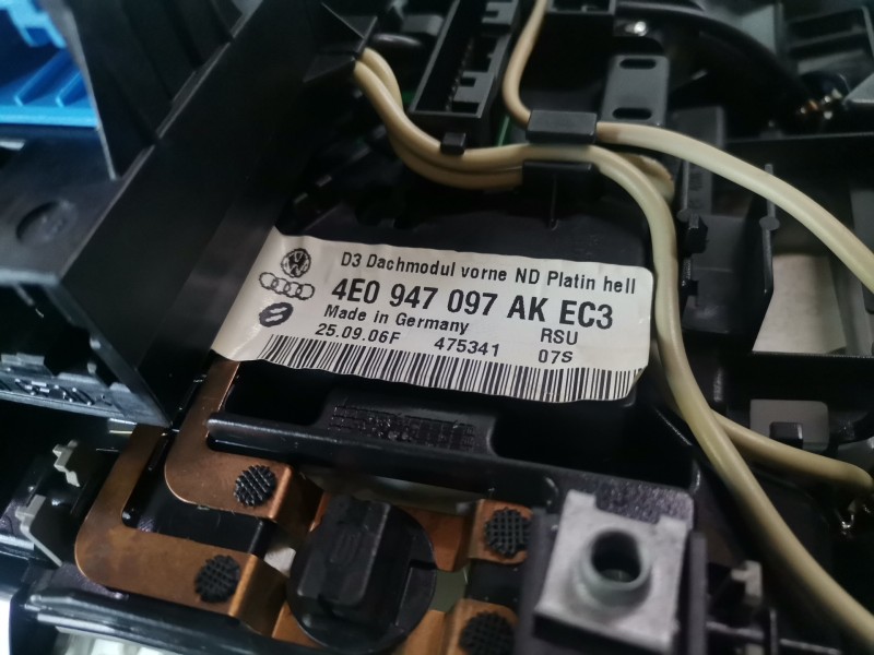 Recambio de luz interior para audi a8 (4e) bvn referencia OEM IAM 4E0947097AK  