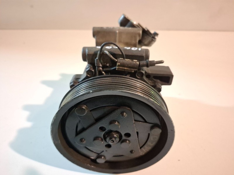 Recambio de compresor aire acondicionado para renault kangoo i (f/kc0) k9k718 referencia OEM IAM 8200716562  