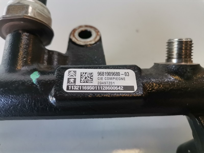 Recambio de rampa inyectora para citroen jumpy rh02 referencia OEM IAM 9681909680  