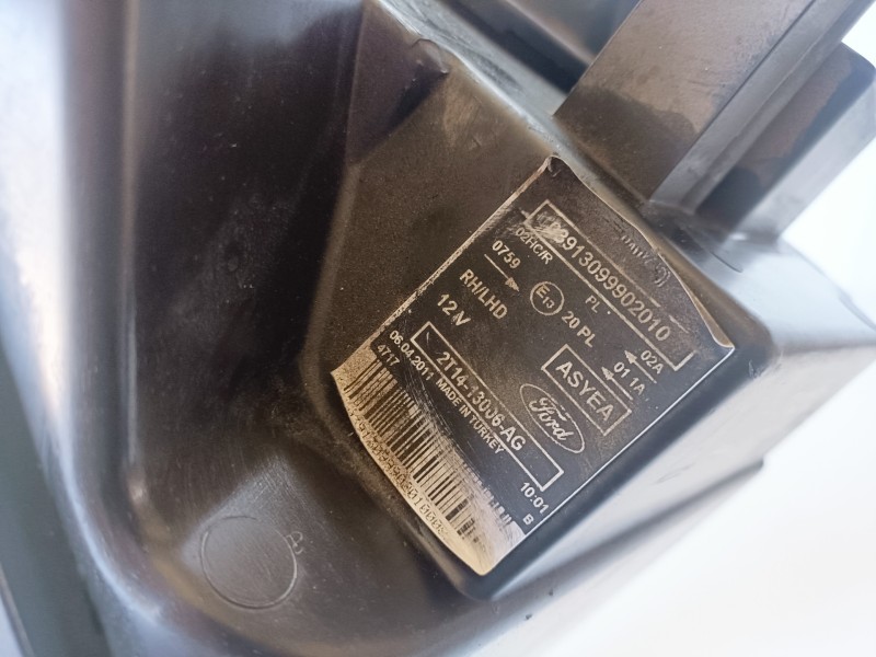 Recambio de faro derecho para ford transit connect (tc7) hcpa referencia OEM IAM 2T1413006AG  