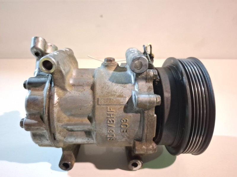 Recambio de compresor aire acondicionado para renault kangoo i (f/kc0) k9k702 referencia OEM IAM 8200315744  