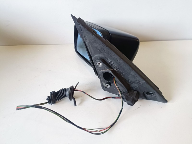 Recambio de retrovisor izquierdo para bmw serie 5 berlina (e39) 204d1 referencia OEM IAM 0117351  
