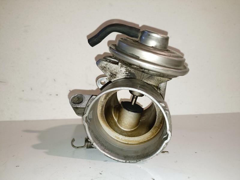 Recambio de valvula egr para mercedes-benz clase c (bm 203) berlina 611962 referencia OEM IAM 72293105/A6110900754  