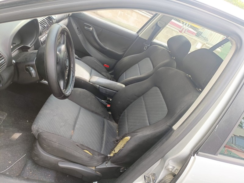 seat toledo (1m2) del año 2004
