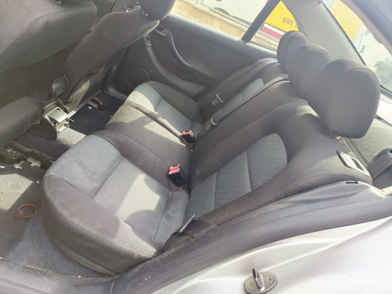 seat toledo (1m2) del año 2004