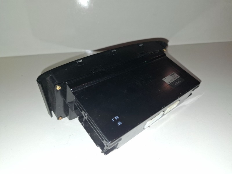 Recambio de mando climatizador para toyota avensis berlina (t25) 1zzfe referencia OEM IAM 5590205050G  