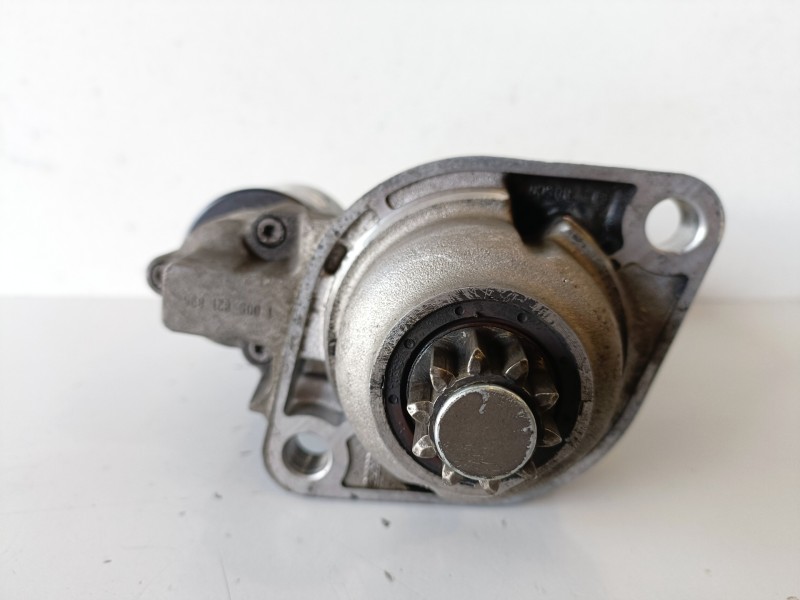 Recambio de motor arranque para audi a3 (8l) apg referencia OEM IAM 0001121008  