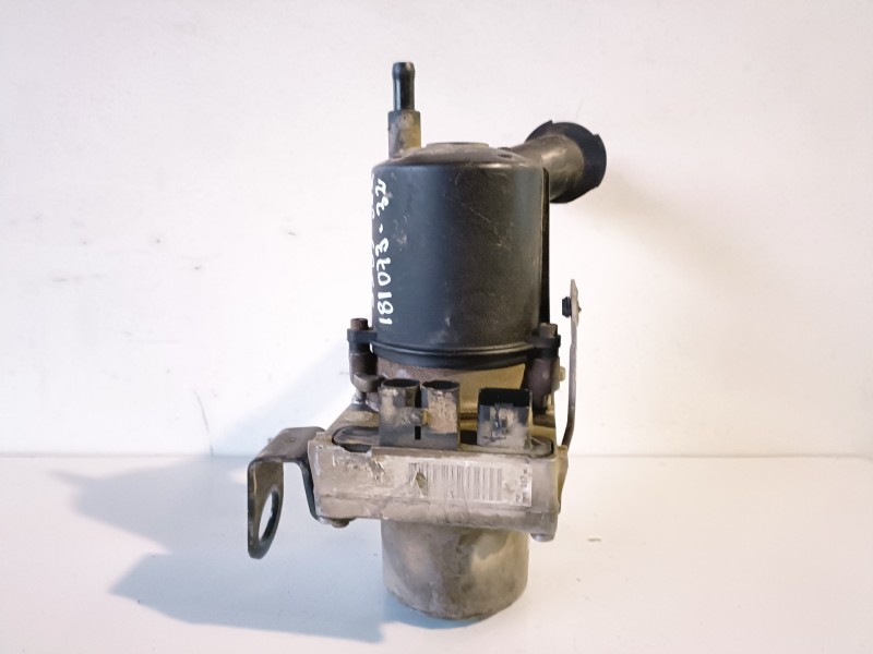 Recambio de bomba direccion para peugeot partner tepee 9h06 referencia OEM IAM 9807201780  