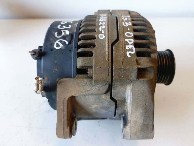 Recambio de alternador para opel frontera b x22dth referencia OEM IAM 0123500008  