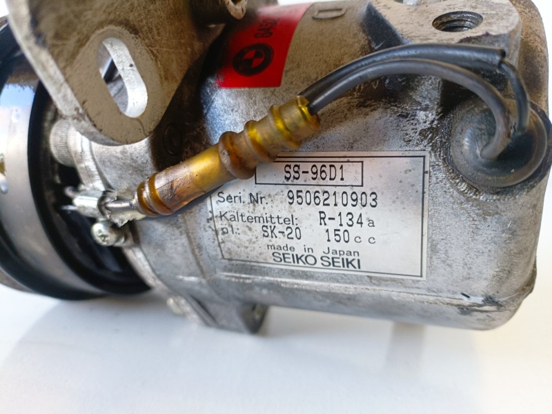 Recambio de compresor aire acondicionado para bmw serie 3 berlina (e36) 174t1 referencia OEM IAM 64528390228  