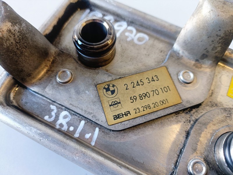 Recambio de enfriador aceite motor para bmw serie 3 berlina (e36) 174t1 referencia OEM IAM 2245343  