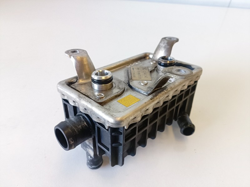 Recambio de enfriador aceite motor para bmw serie 3 berlina (e36) 174t1 referencia OEM IAM 2245343  