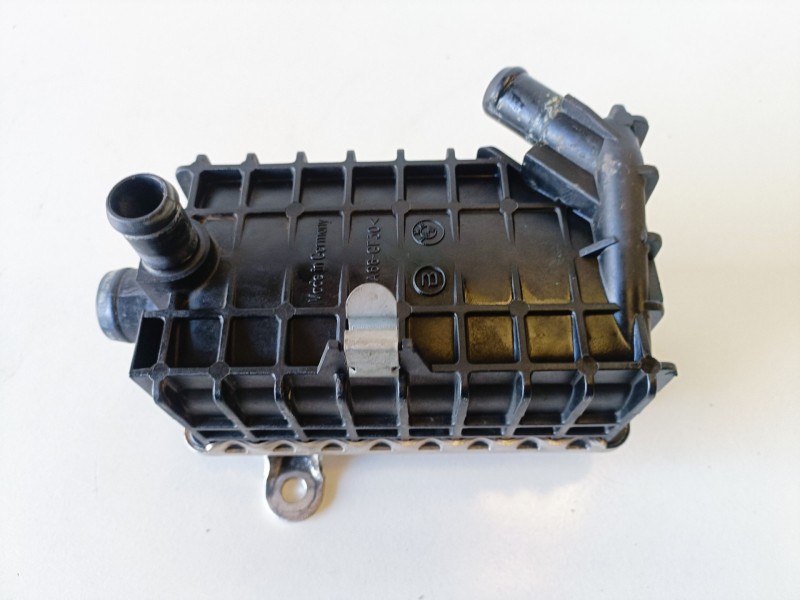 Recambio de enfriador aceite motor para bmw serie 3 berlina (e36) 174t1 referencia OEM IAM 2245343  