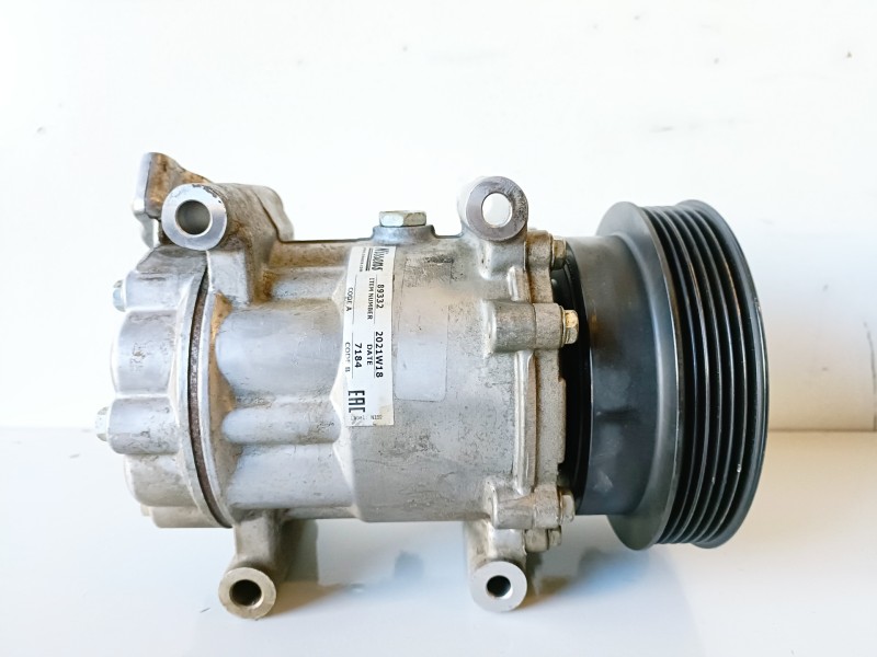 Recambio de compresor aire acondicionado para renault kangoo ii (f/kw0) k9k608 referencia OEM IAM 7184  