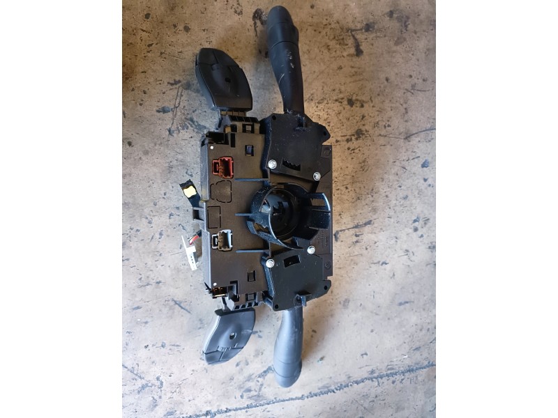 Recambio de kit airbag para peugeot 207 8hr referencia OEM IAM   