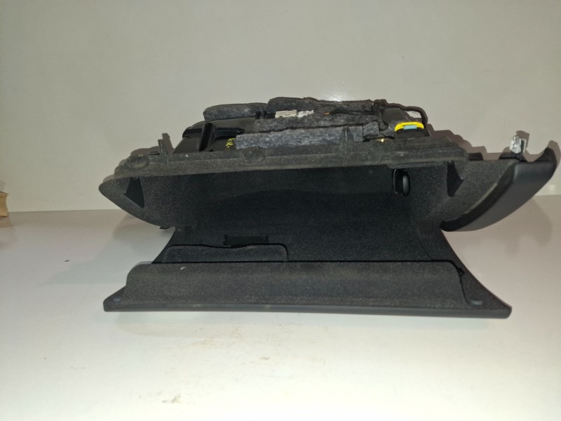 Recambio de guantera para audi a4 berlina (8k2) cjcd referencia OEM IAM 8K1857035B  