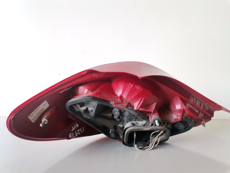Recambio de piloto trasero derecho para peugeot 207 9hx referencia OEM IAM   