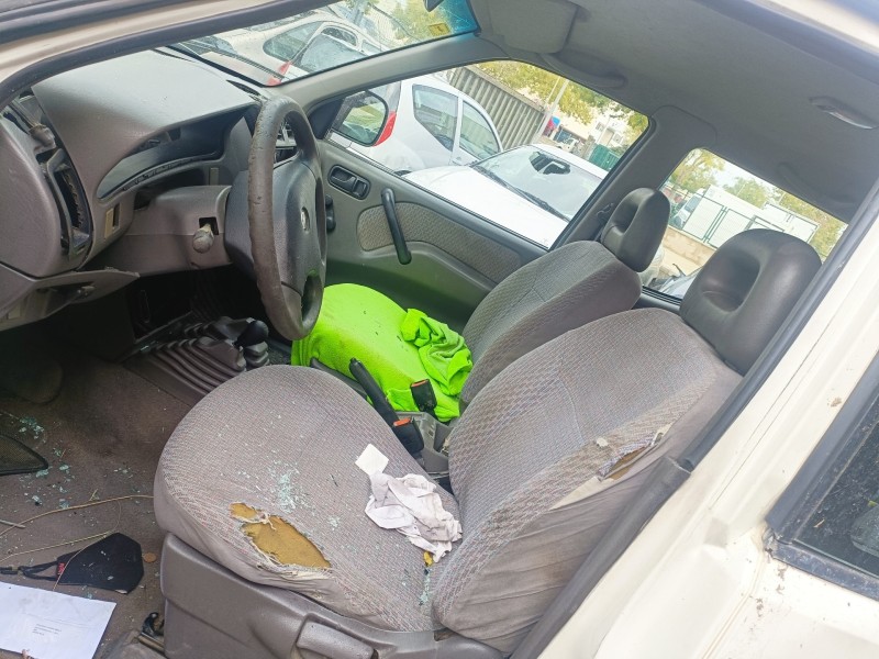 nissan terrano ii (r20) del año 1995