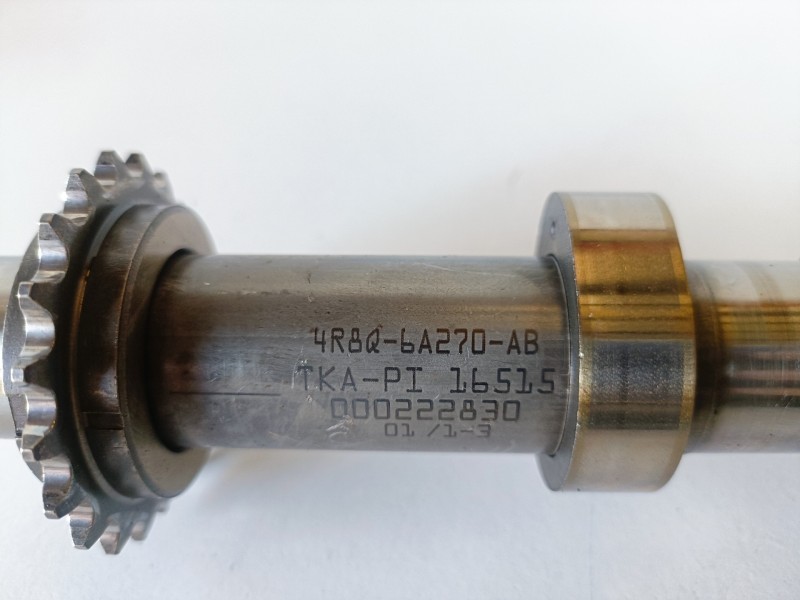 Recambio de arbol de levas para land rover discovery 276dt referencia OEM IAM 4R8Q6A270AB  