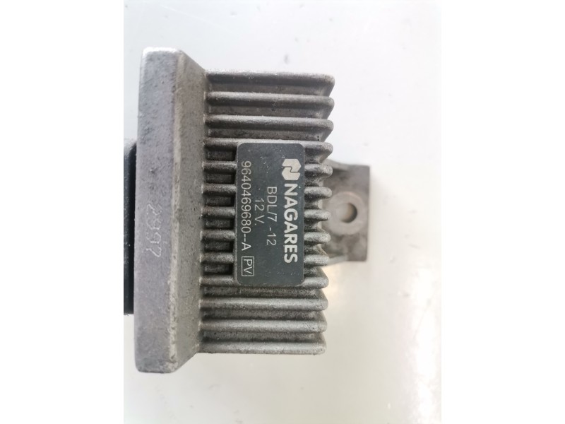 Recambio de caja precalentamiento para dacia logan 1 k9k796 referencia OEM IAM 9640469680A  