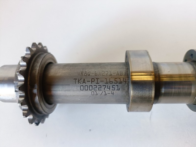 Recambio de arbol de levas para land rover discovery 276dt referencia OEM IAM 4R8Q6A271AB  