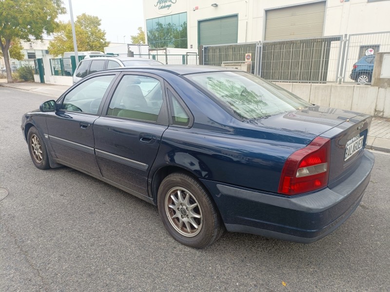volvo s80 berlina del año 2000