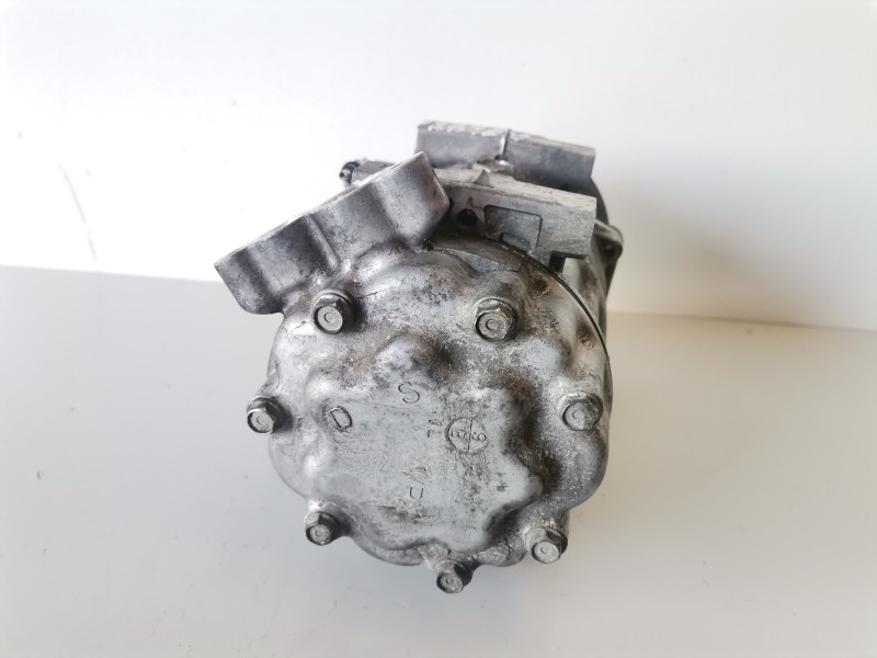 Recambio de compresor aire acondicionado para dacia logan 1 k9k796 referencia OEM IAM 8200802609  