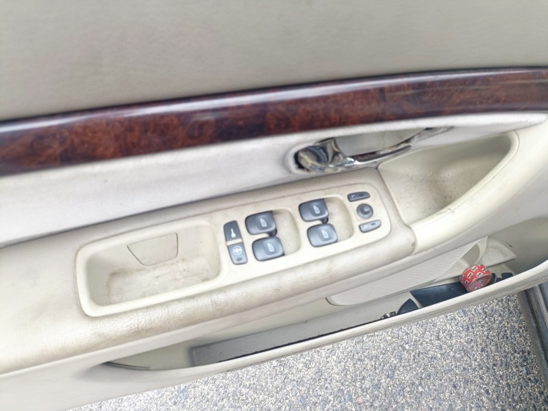 volvo s80 berlina del año 2000